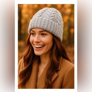 Michael Kors Women`s Cable Knit Teddy Fleece Winter Beanie Hat
